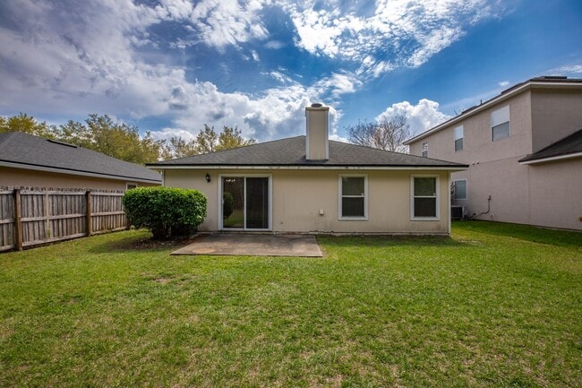 Building Photo - Great Rental in Litchfield at OakLeaf Plan...