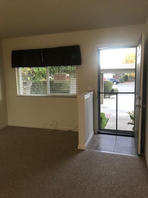 Building Photo - 270 Lindo Ln