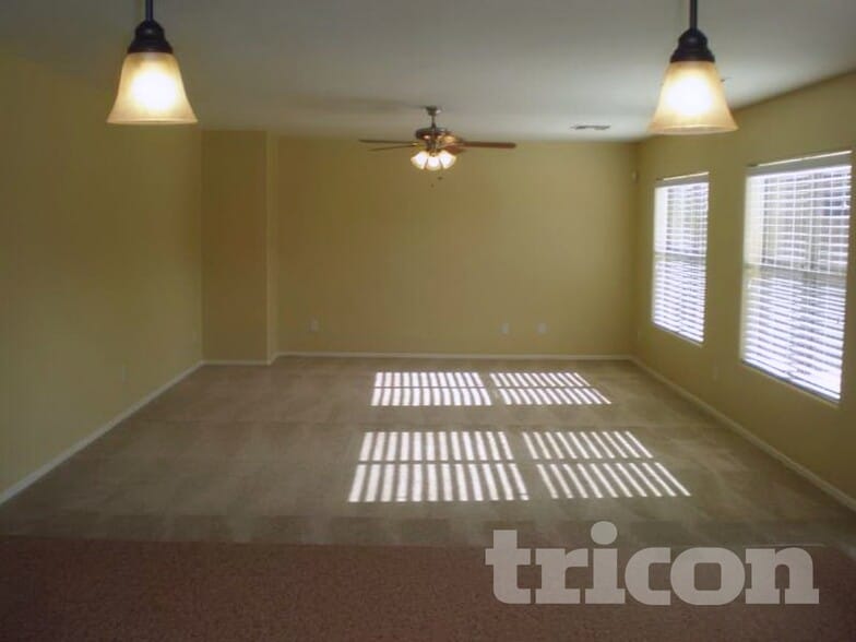 Building Photo - 11755 West Cocopah St