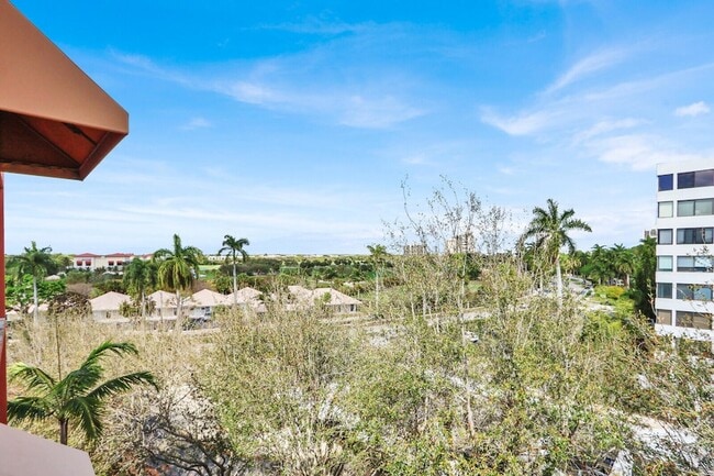 Building Photo - 1640 Presidential Way