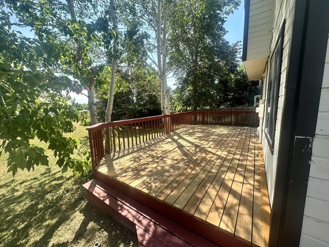 Building Photo - 11042 Alcott Dr