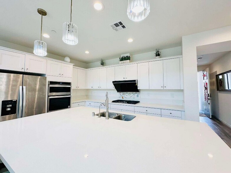 Building Photo - 1416 Keck Rd