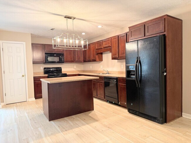 Building Photo - In Carrollton City Limits!!!