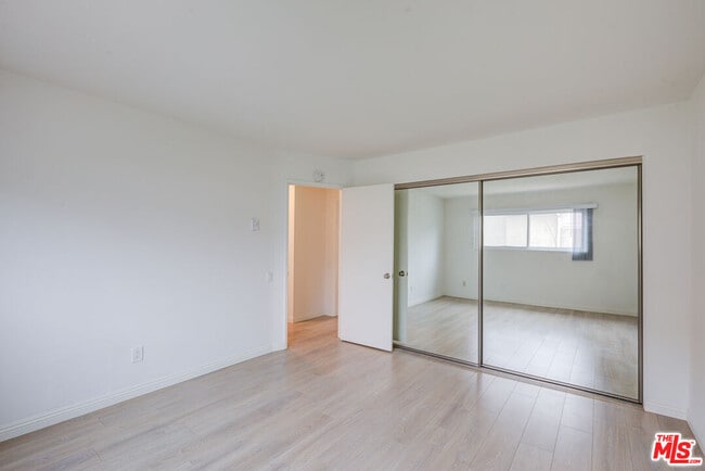 Building Photo - 2020 Graham Ave