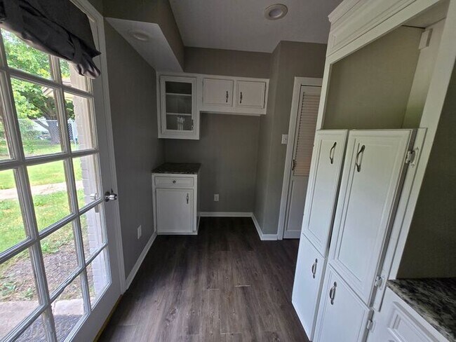 Building Photo - 1309 Greencove Dr