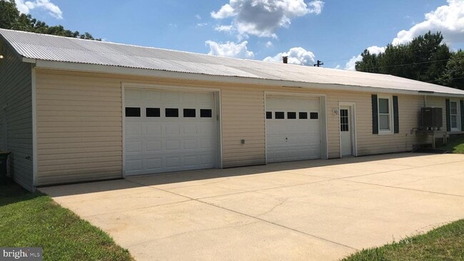 Building Photo - 20310 Janeen Ln
