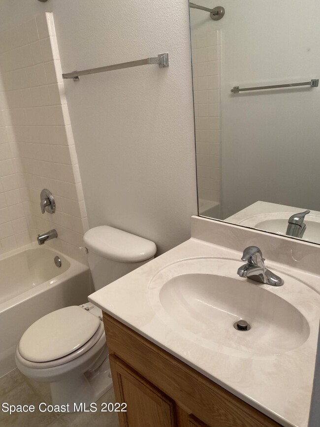 Building Photo - 1737 Fairlight St NW