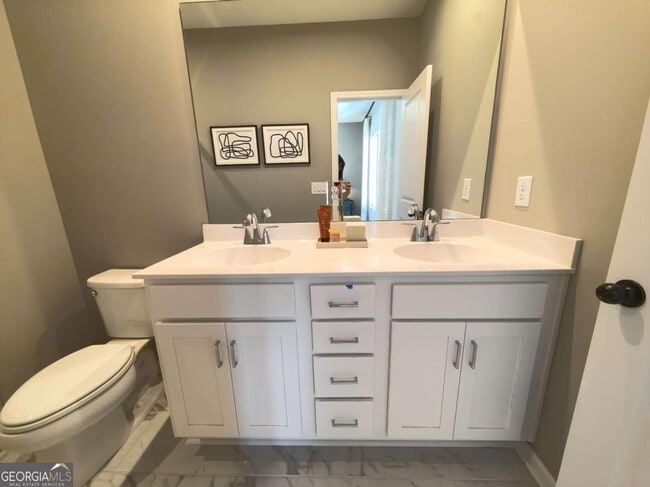 Building Photo - 2865 Beacon Cove