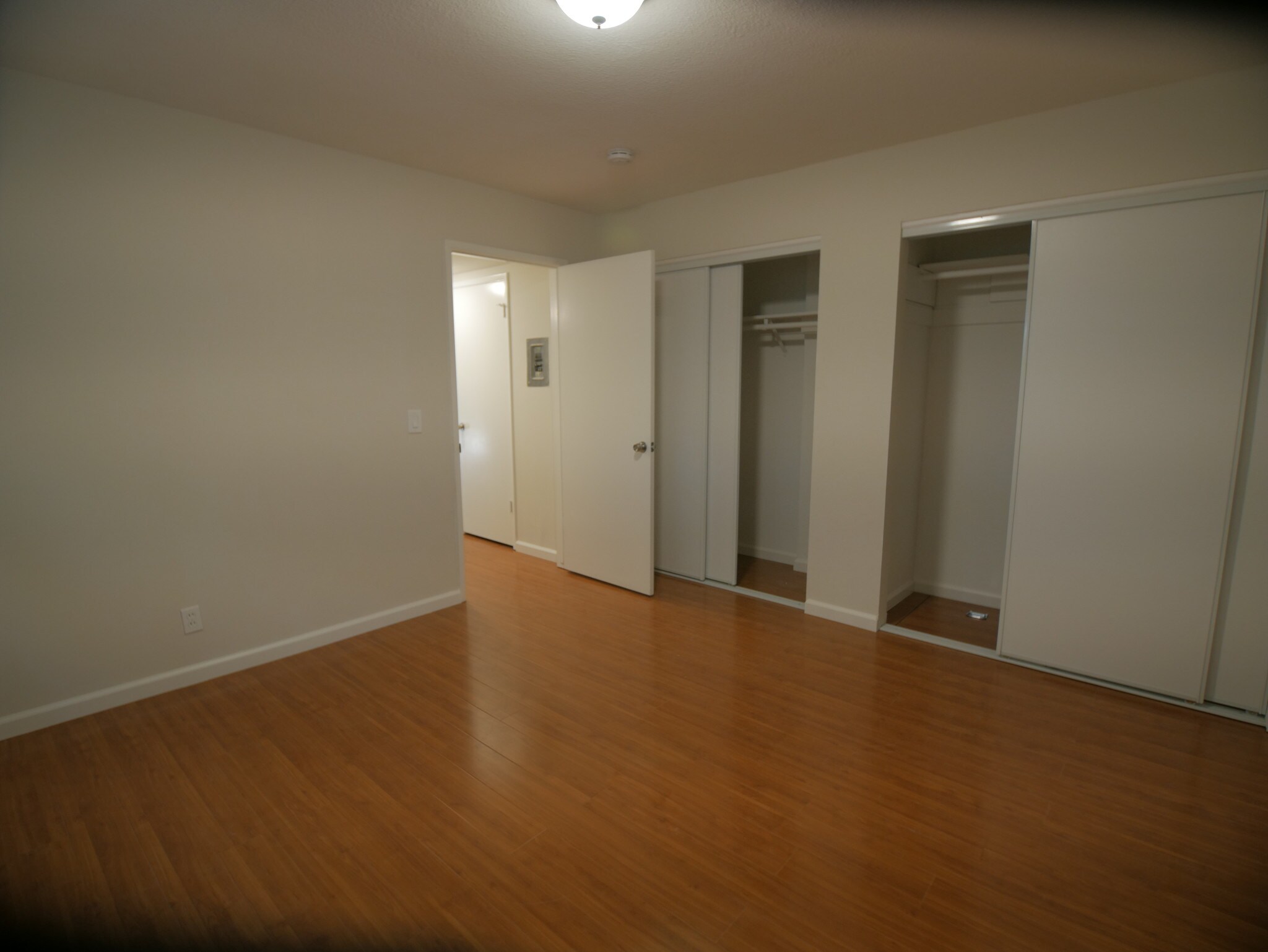 Building Photo - 1285 Manchester Dr