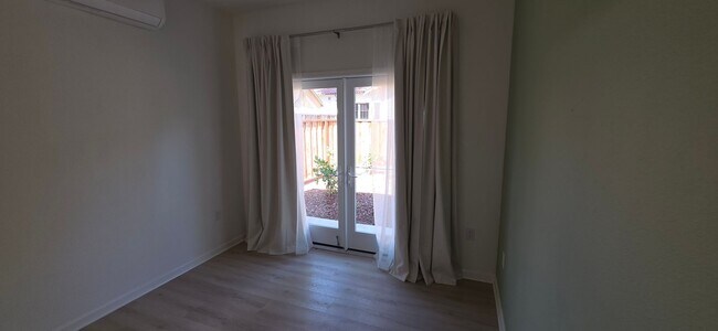 Building Photo - Newly Built 2BR/1BA ADU | In-Unit Laundry | Historic Niles Fremont