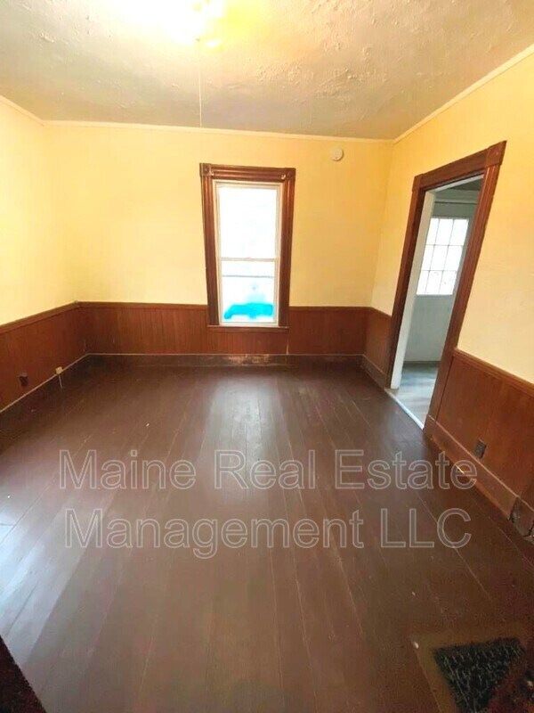 Building Photo - 49 Highland Ave