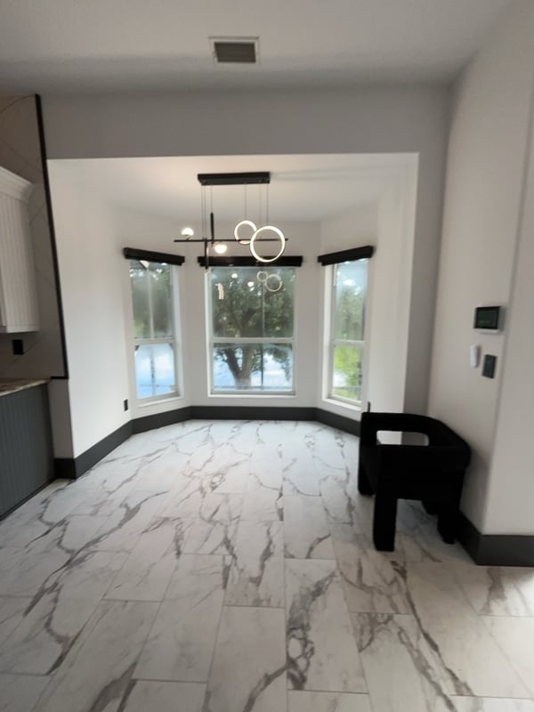 Building Photo - 8131 Vineland Oaks Blvd