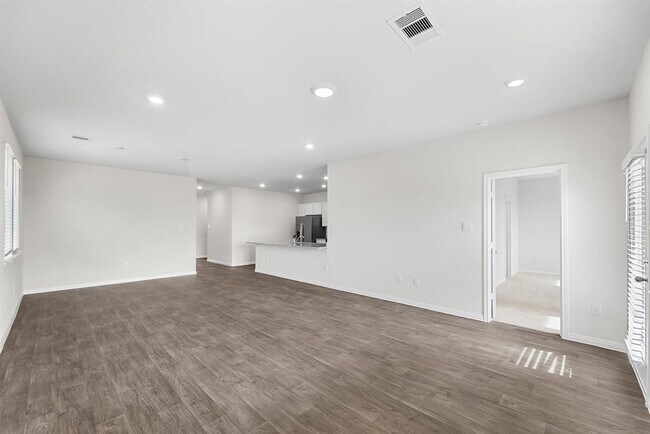 Building Photo - 225 Caddo Bnd