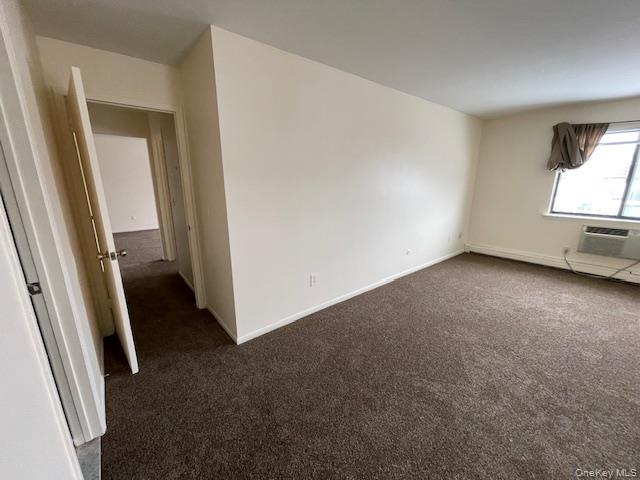 Building Photo - 14 06-13-6 Skyline Dr