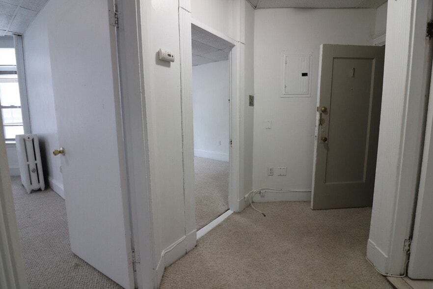 Building Photo - 409 Huntington Ave