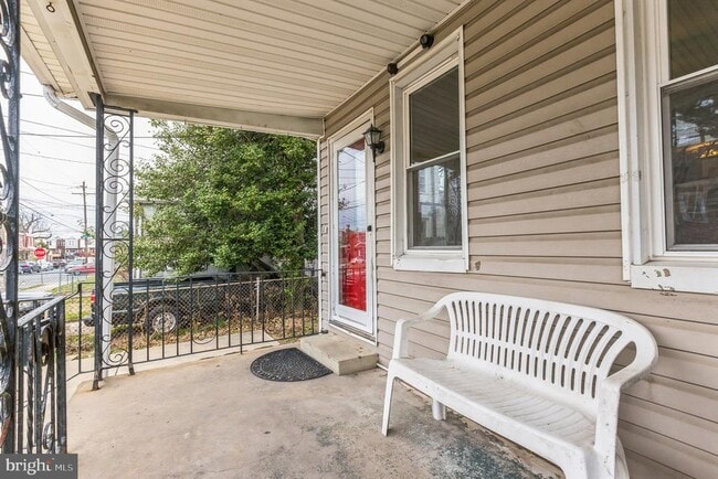 Building Photo - 7820 Craig St