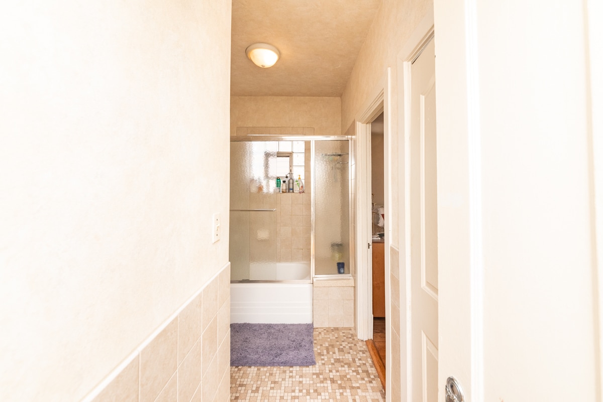 Building Photo - 3413 N Elaine Pl