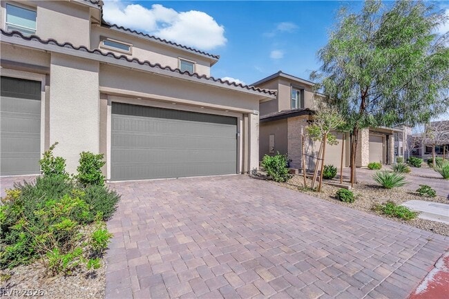 Building Photo - 11680 Hamilton Lk Ave