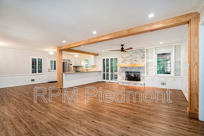 Building Photo - 175 Wavetree Dr