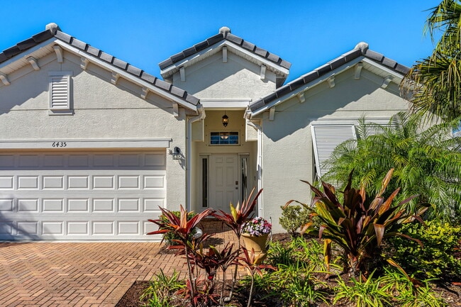 Building Photo - 6435 Montserrat Dr