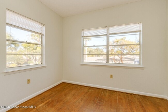Building Photo - 1501 Shannon Ave