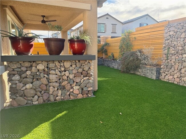 Building Photo - 8067 Tank Loop St