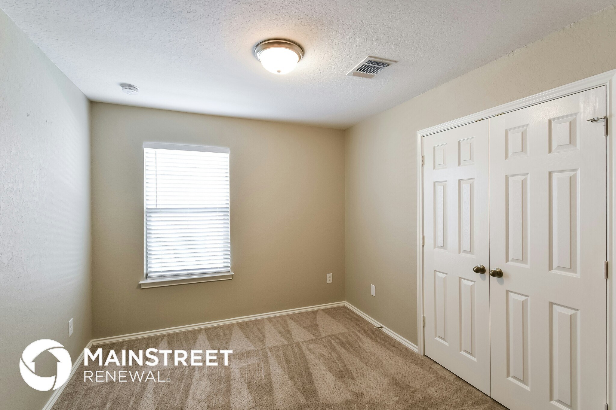 Building Photo - 9651 Pleasanton Bluff