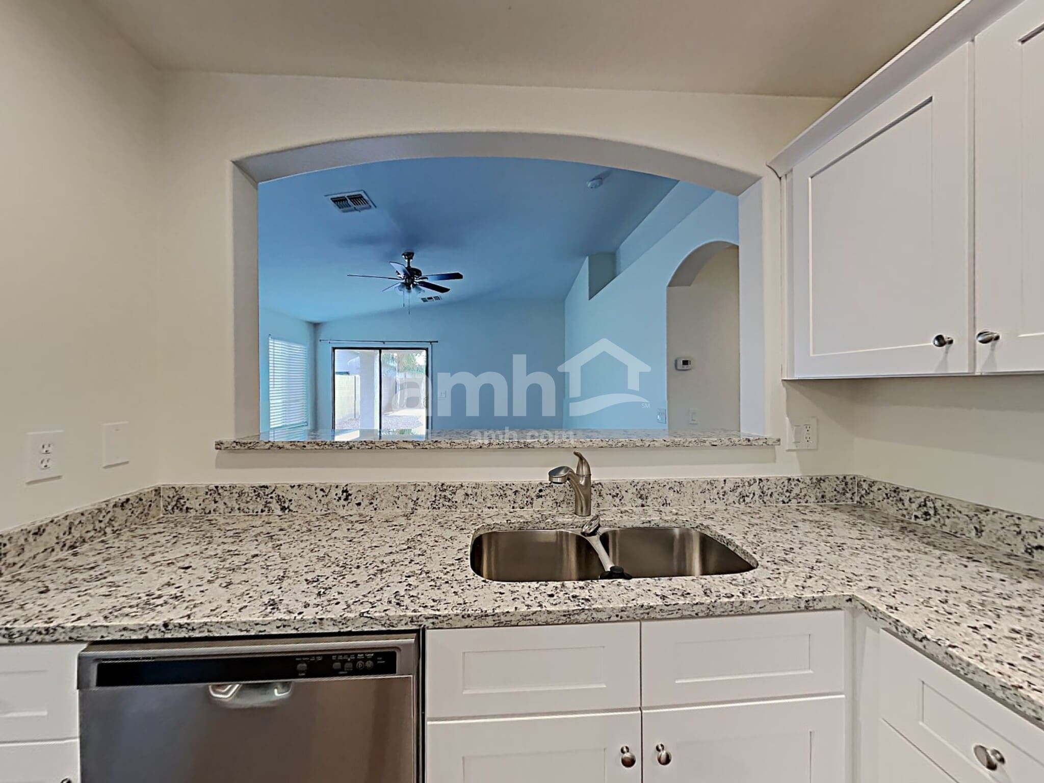 Building Photo - 2717 E Dust Devil Dr