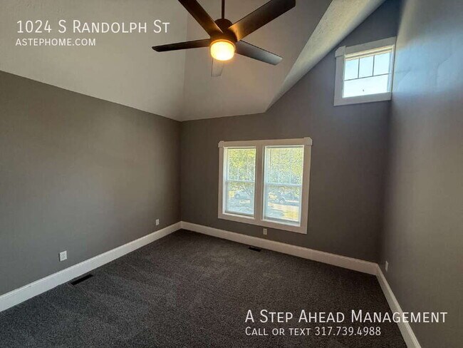 Building Photo - 1024 S Randolph St