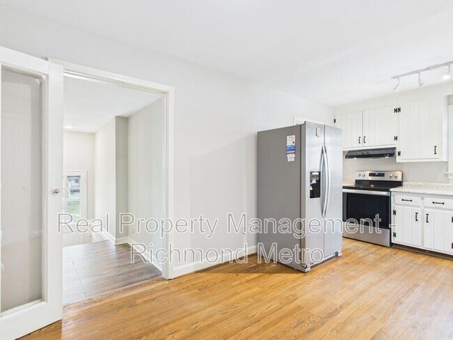 Building Photo - 2306 Kent St