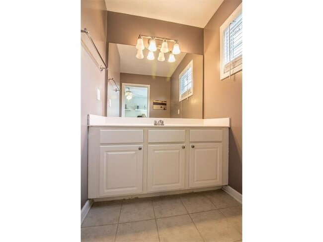 Building Photo - 1516 Howell Mill Rd NW