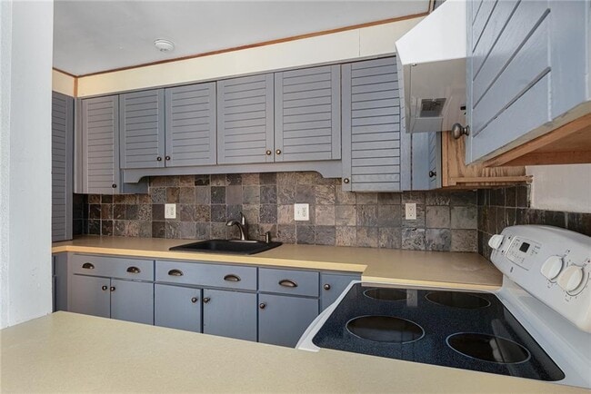 Building Photo - 401 Bellevue Ave