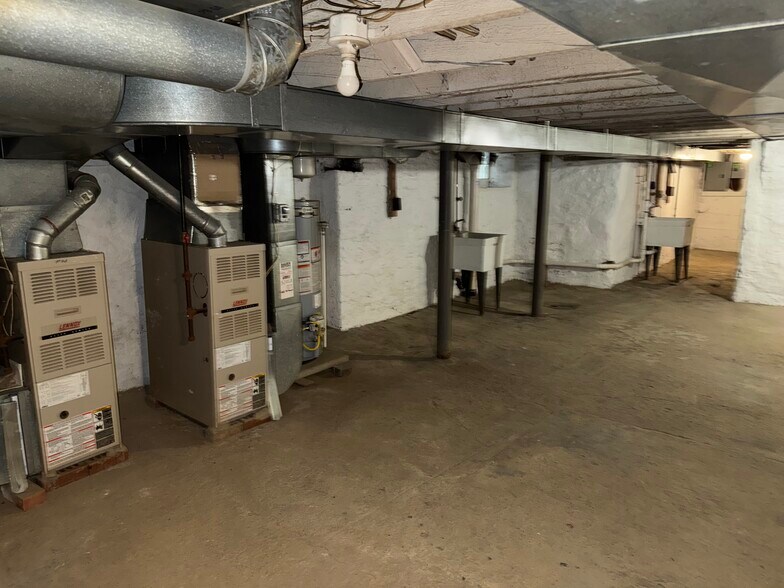 Basement - 834 Evergreen Ave