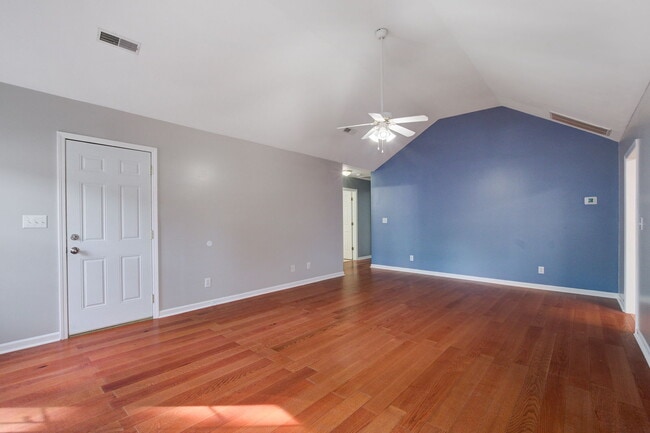 Building Photo - 7856 High Maple Cir