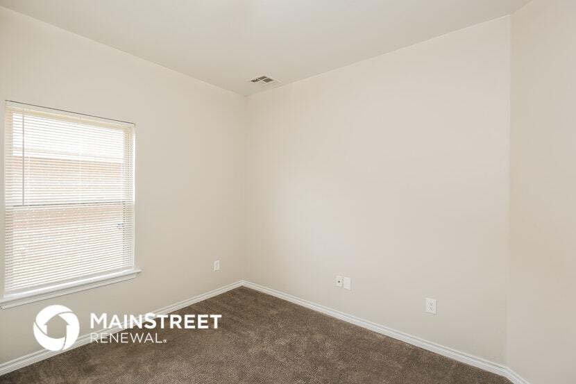 Building Photo - 10416 Westover Ave
