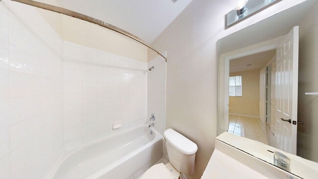 Building Photo - 690 Amador Ln