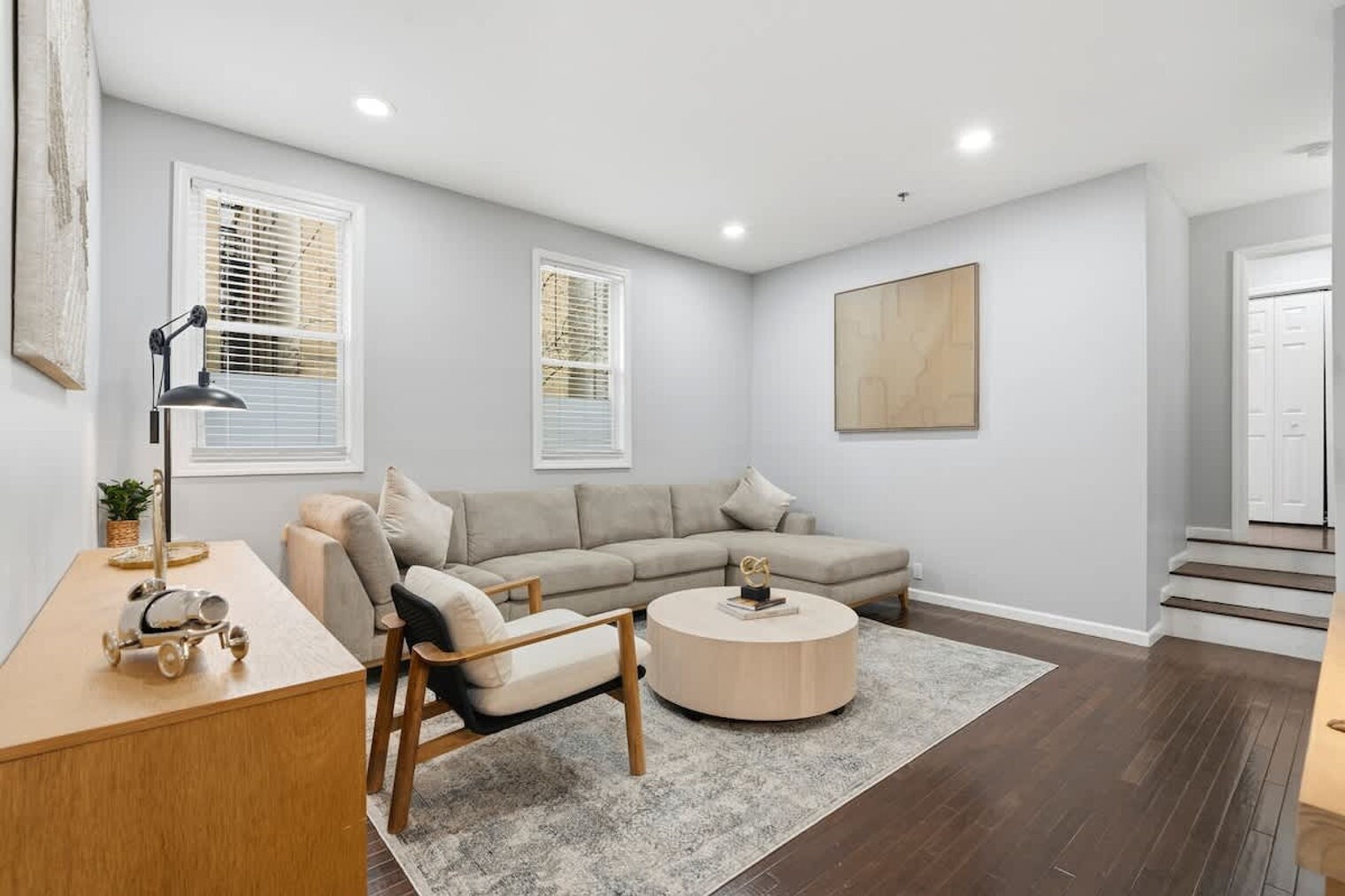 Building Photo - 41 Vroom St