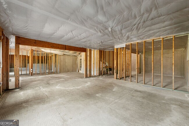 Building Photo - 3574 Willow Glen Trail