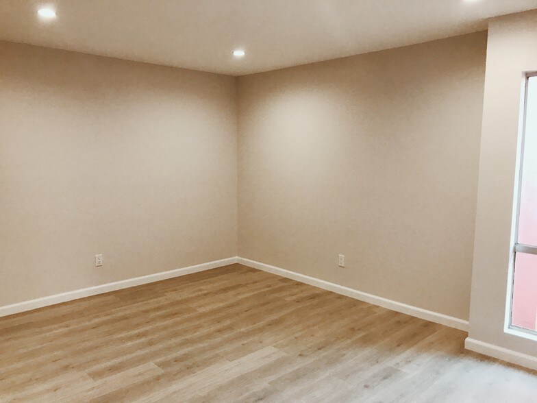 Building Photo - 1319 23rd St