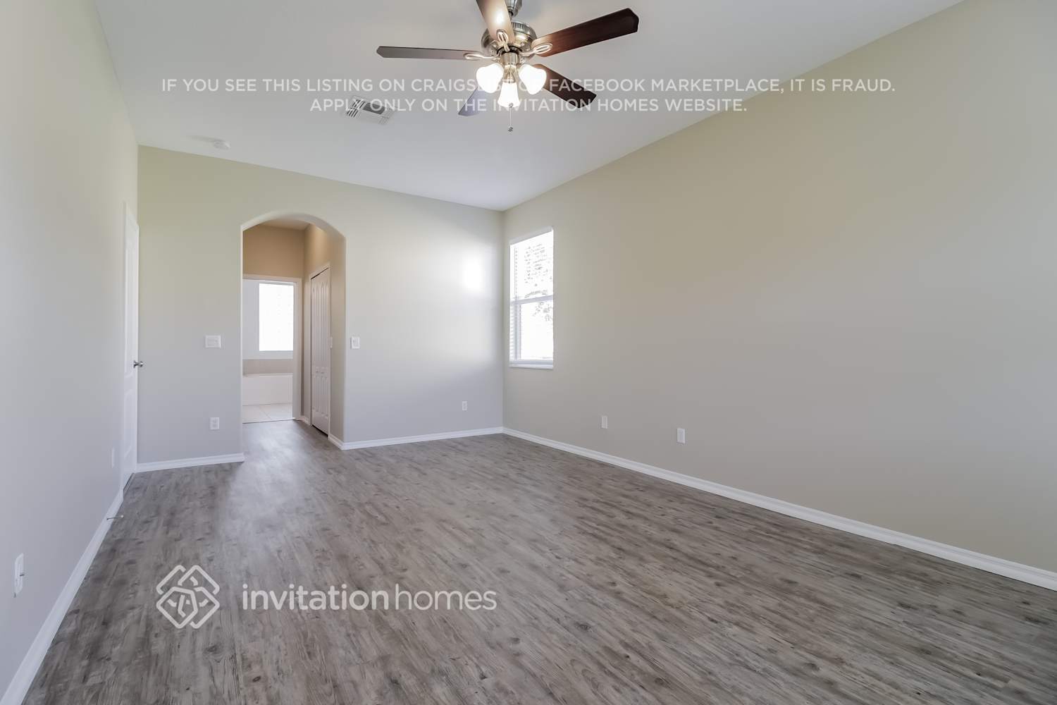 Building Photo - 1121 Bridgeway Blvd