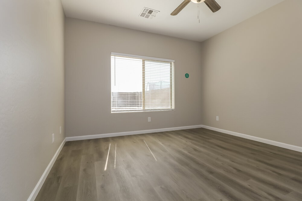 Building Photo - 709 E Whyman Ave