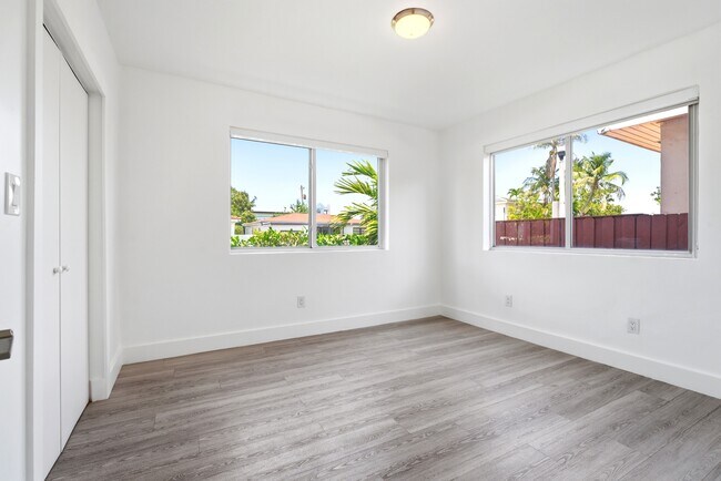 Building Photo - 732 82nd St