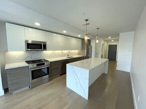 Building Photo - 30 Penniman Rd