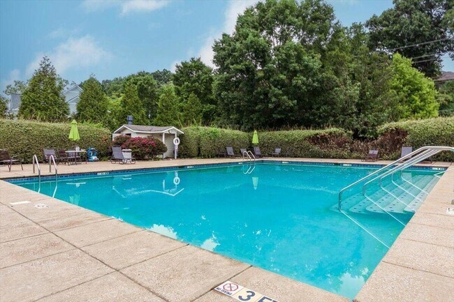 Building Photo - 1103 Centennial Dr