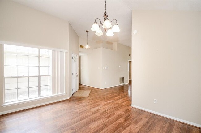 Building Photo - 1807 Trendwest Dr