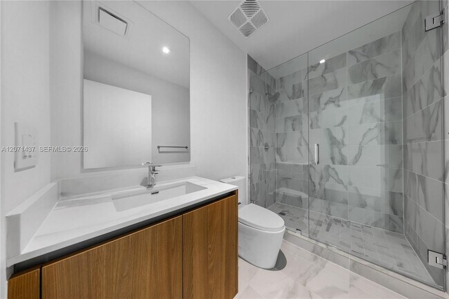 Building Photo - 1400 Biscayne Blvd
