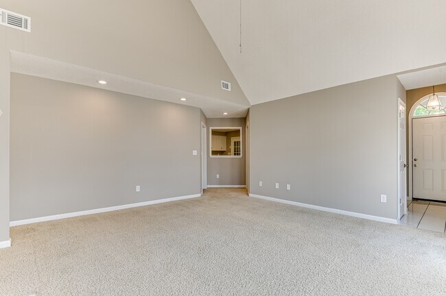 Building Photo - 208 Stonington Dr