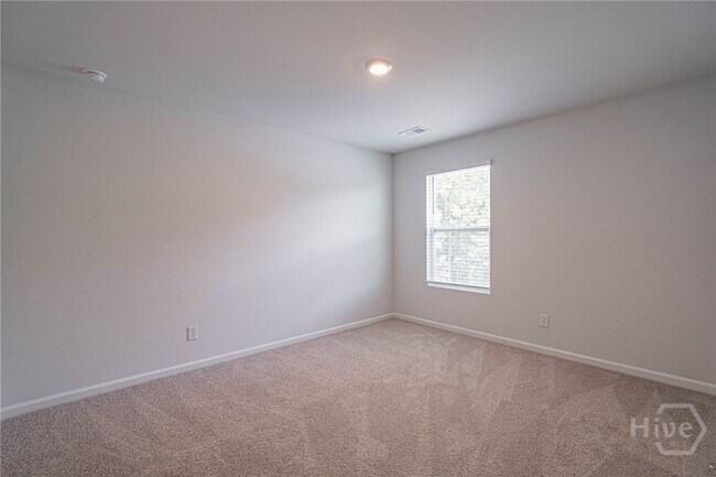 Building Photo - 1004 Bergamot Rd