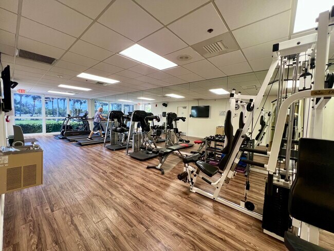 Building Photo - 2700 N Hwy A1A