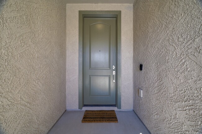 Building Photo - 9735 E Carr Peak Trl